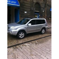 NISSAN XTRAIL !!!!!!!!!!!!