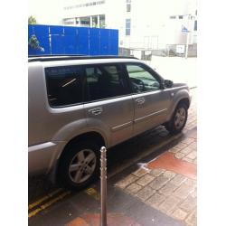 NISSAN XTRAIL !!!!!!!!!!!!