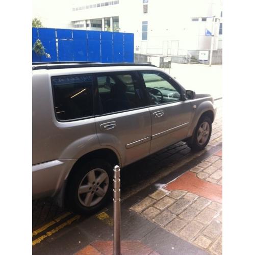 NISSAN XTRAIL !!!!!!!!!!!!