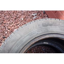 2 matching michelin agilis 195/65R16C tyres