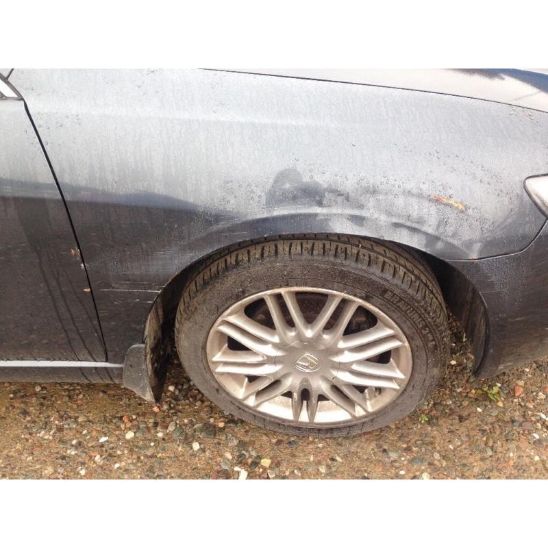 FOR SALE 5 DOOR HONDA ACCORD,