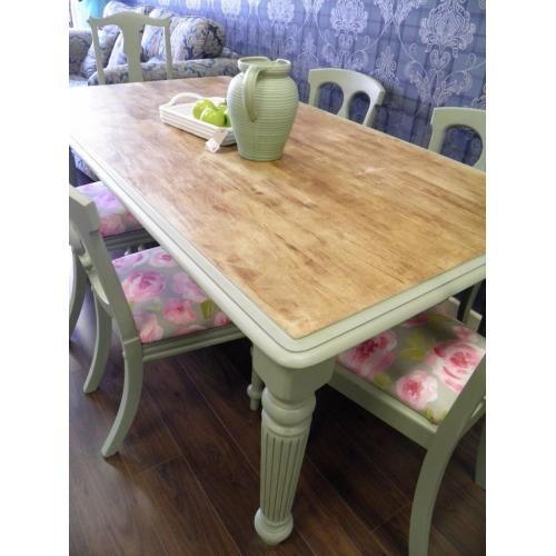 Stunning Refurbished 'Country Kitchen' Dining Table & Six Chairs - WE CAN DELIVER