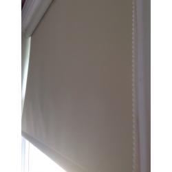Blackout blinds
