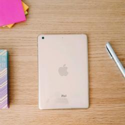 Brand New iPad min 3 Gold 64Gb without box