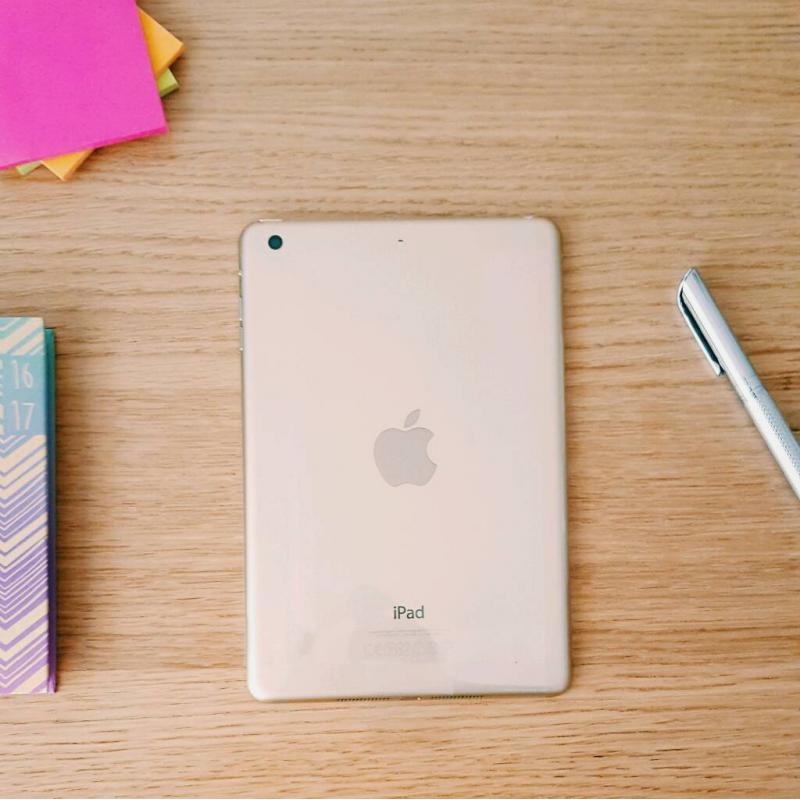 Brand New iPad min 3 Gold 64Gb without box