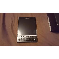 Blackberry passport in great condition with free screen protectors