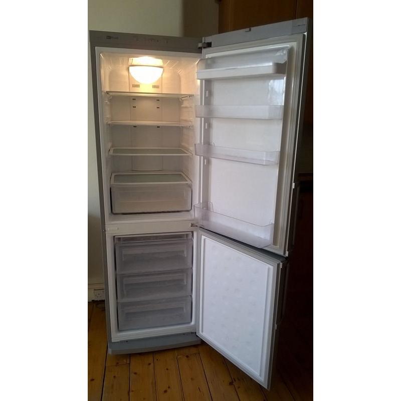 Silver Samsung Fridge Freezer - 301 litre storage - good condition
