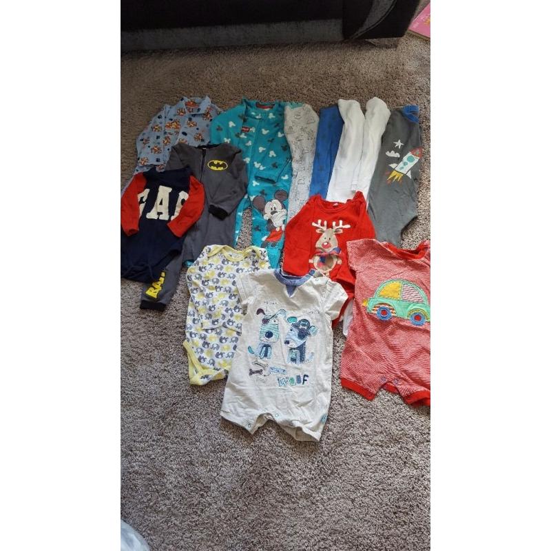 Bundle of boys clothes (12-18) 13 items