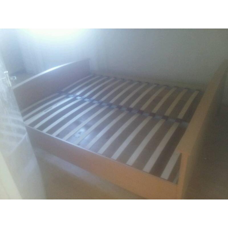 Adults bed