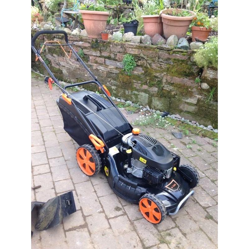 2015 Rasenmaher self propelled lawnmower 4 in 1 as new condition