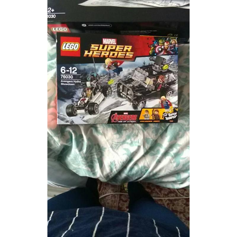 Lego 21030 unite states capital building and 76030