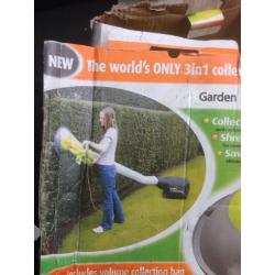 Garden groom