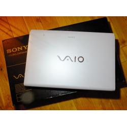 Sony VAIO Core i3 Laptop White 4GB RAM, 750GB HDD as new, boxed.