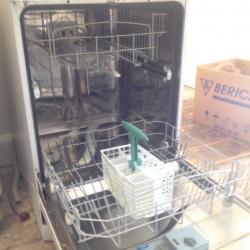 Hot point Dishwasher Aquarius