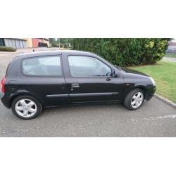 02 Renault Clio 1.2 Mot till end June 2017