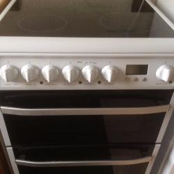 HOTPOINT DSC60S Electric Ceramic Cooker - White