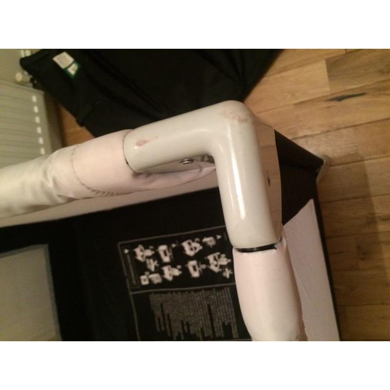 Travel cot/ playpen