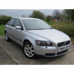 !!12 MONTHS MOT!! 2004 VOLVO S40 1.6 S / FULL SERVICE HISTORY / HEATED SEATS / EXCELLENT SPEC
