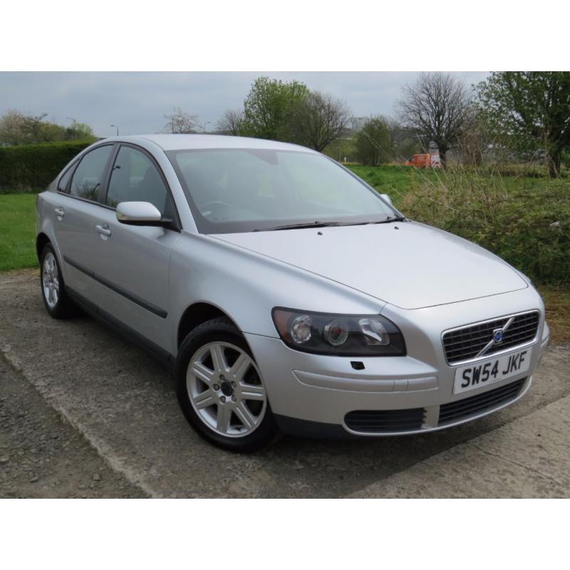 !!12 MONTHS MOT!! 2004 VOLVO S40 1.6 S / FULL SERVICE HISTORY / HEATED SEATS / EXCELLENT SPEC