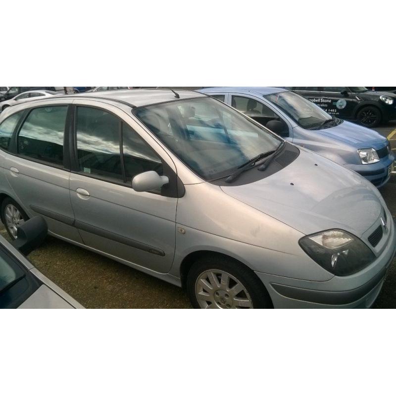 Renault Scenic 6 months MOT