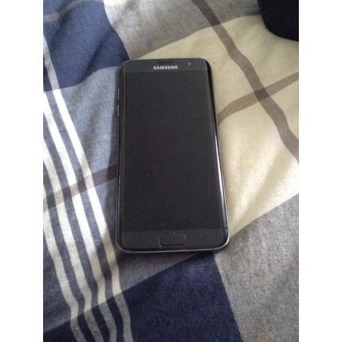 Samsung Galaxy S7 edge + accessories