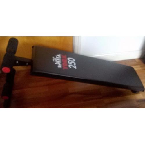 YORK 250 SIT UP BENCH GREAT CONDITION