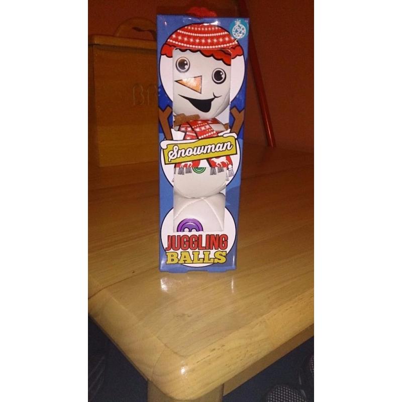 3 Juggling Balls.