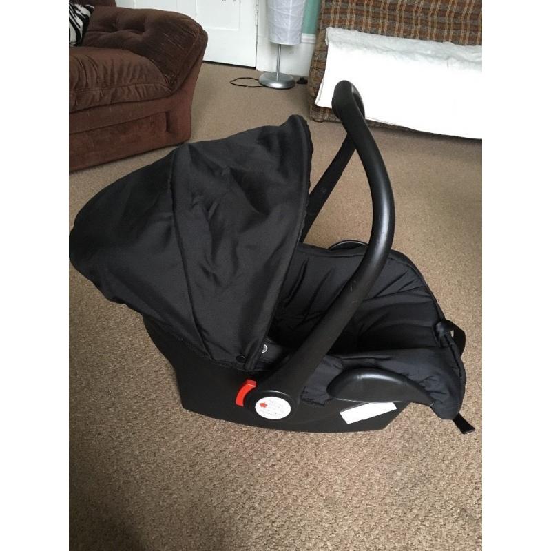 Oyster Group 0 Baby Car Seat First Size