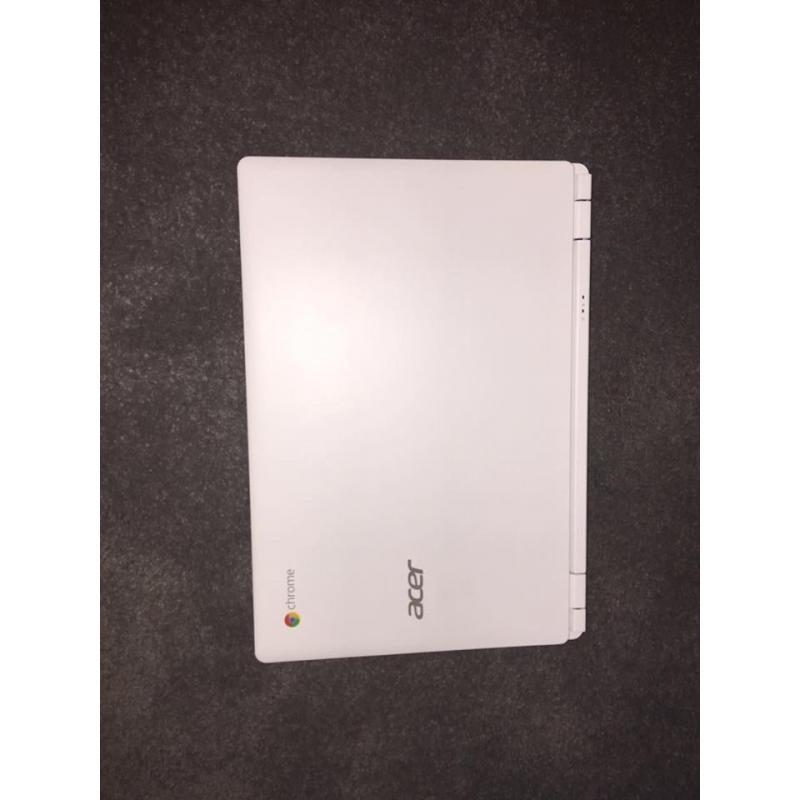 Acer Chromebook 13 White - BRAND NEW