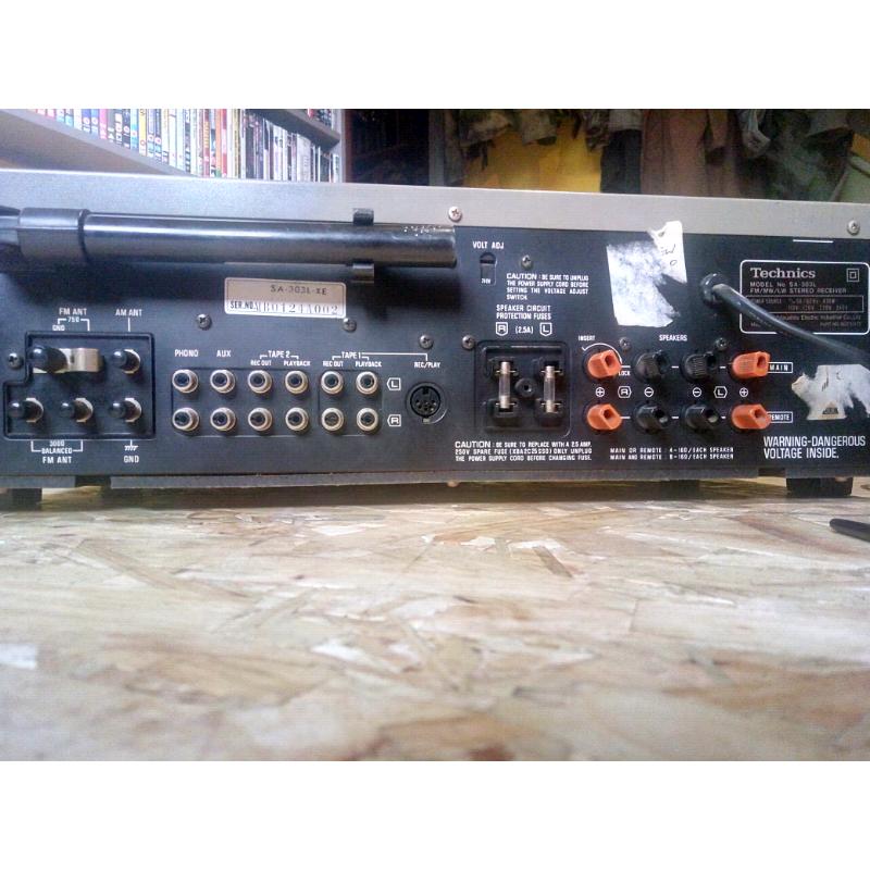 Technics SA 303L