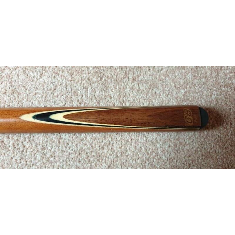 Three-piece snooker cue and carry case for sale