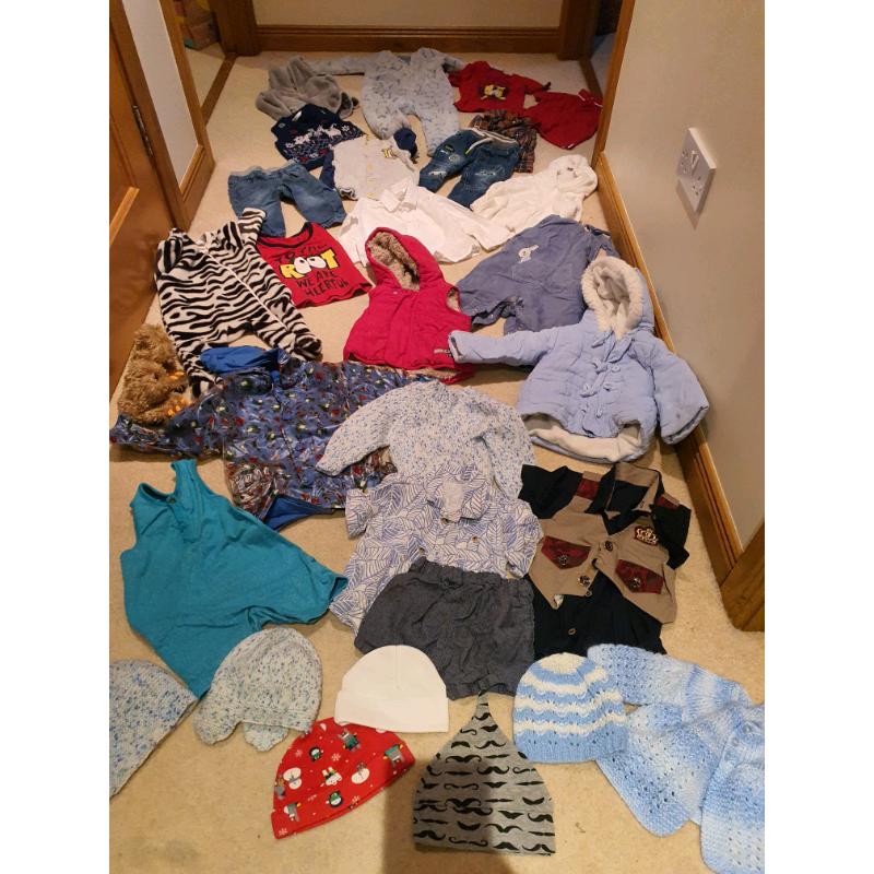 Bundle of boys clothes up to 1 year