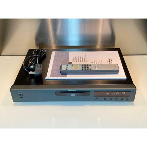 Rotel RCD06 CD Player - with remote control