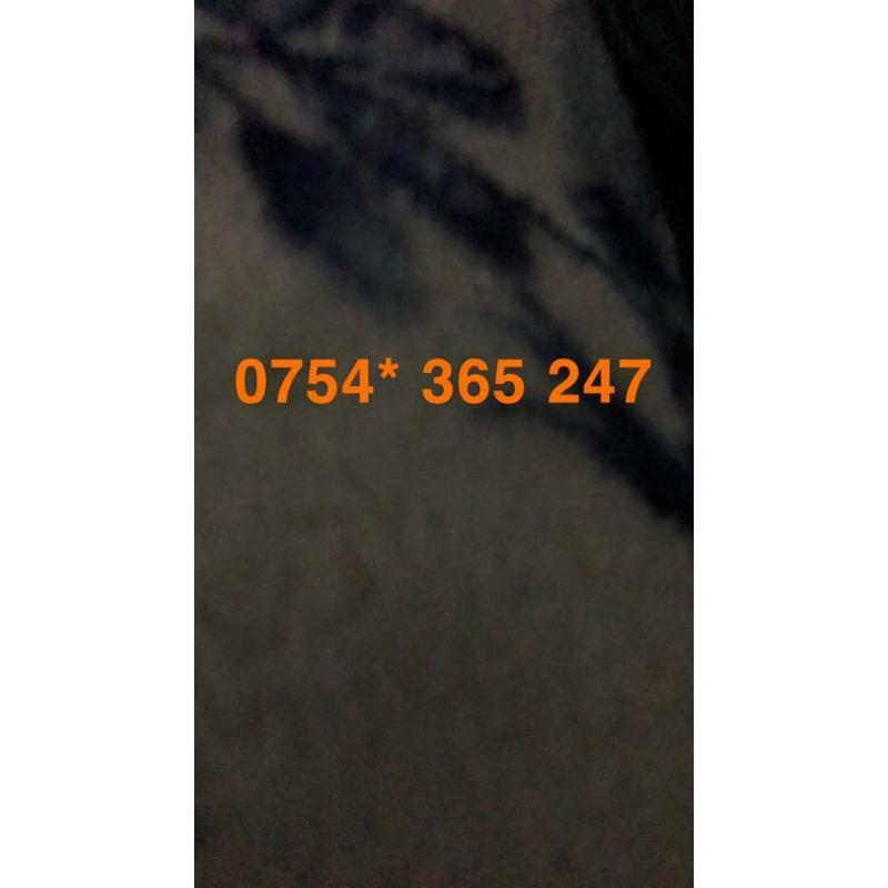 BRAND NEW GOLD MOBILE NUMBER
