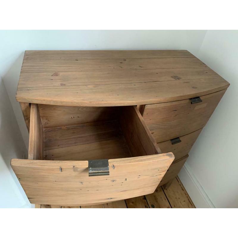 Barker and Stonehouse Rye Chest of Drawers