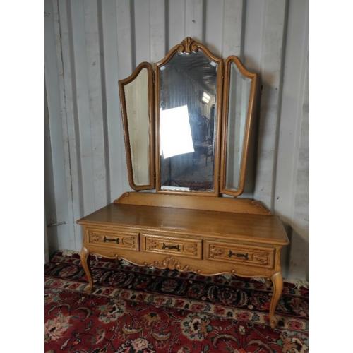 French Carved Oak Dressing Table Louis XV