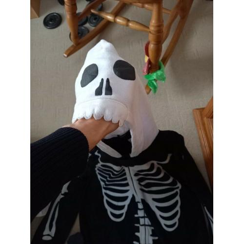 Large skelleton onesy (adult)