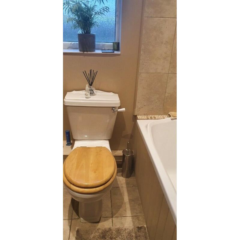 Bathroom suite and towell radiator.