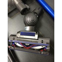 Dyson DC44 working