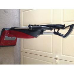 Vacuum cleaner