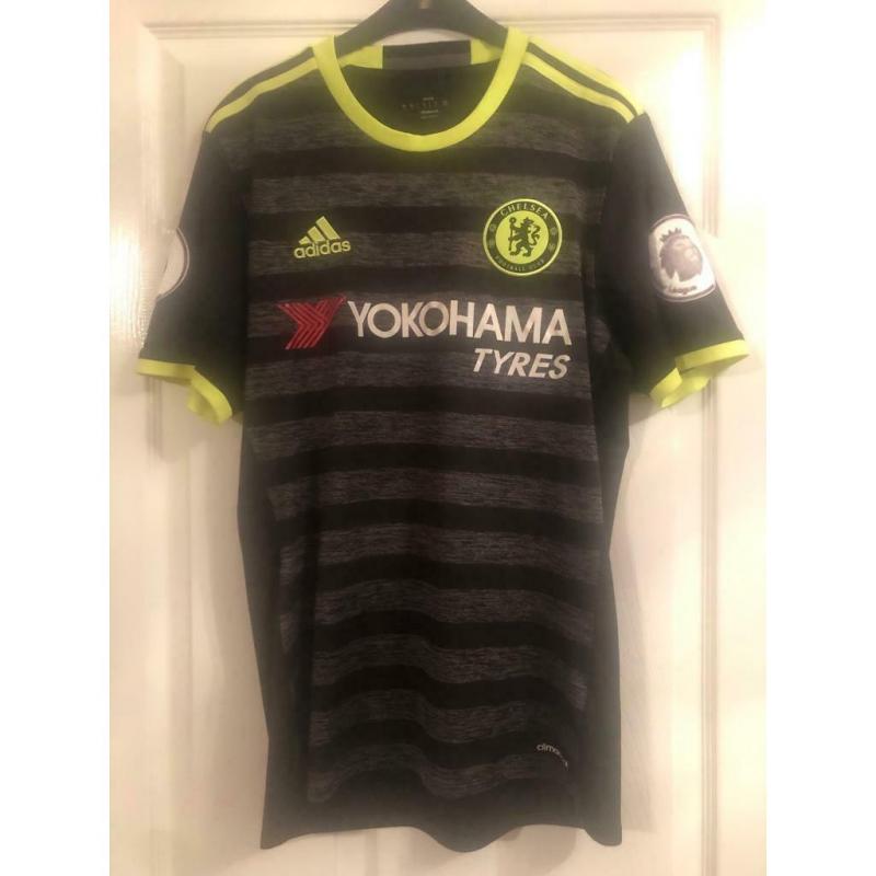 Chelsea away kit