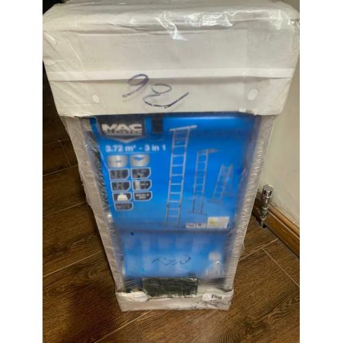 Multi position folding Ladder