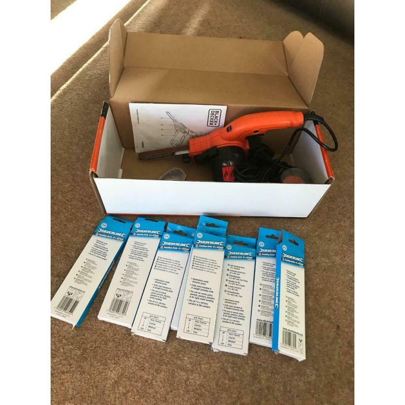 Black and decker sander( never used )