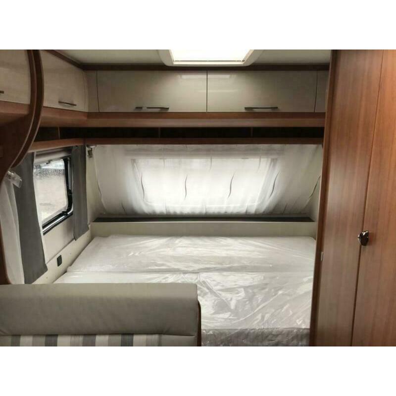 2017 HOBBY ONTOUR 470 kmf 6 berth Fixed bed and banks