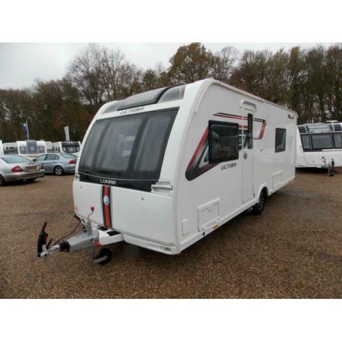 Lunar Ultima 570 Caravan