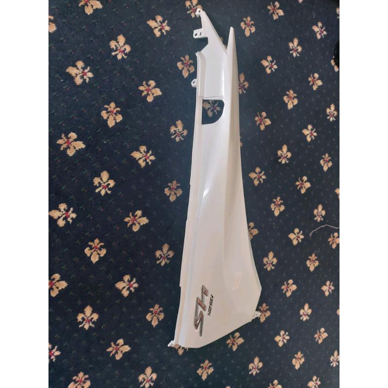 Honda sh 125cc left side panel