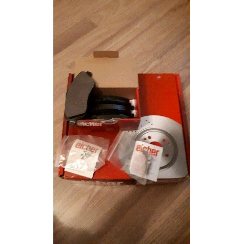 Corsa c Sri 2001/2006 brake discs and pads for sale. Corsa c. Astra g - ?35.