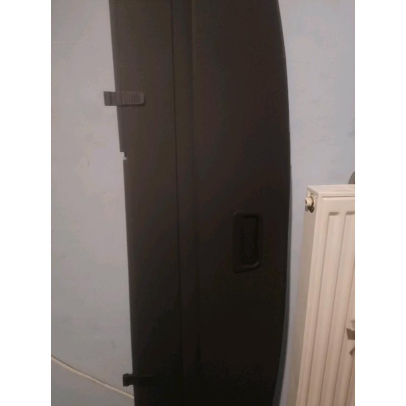 AUDI Q7 2012 RETRACTABLE CARGO COVER