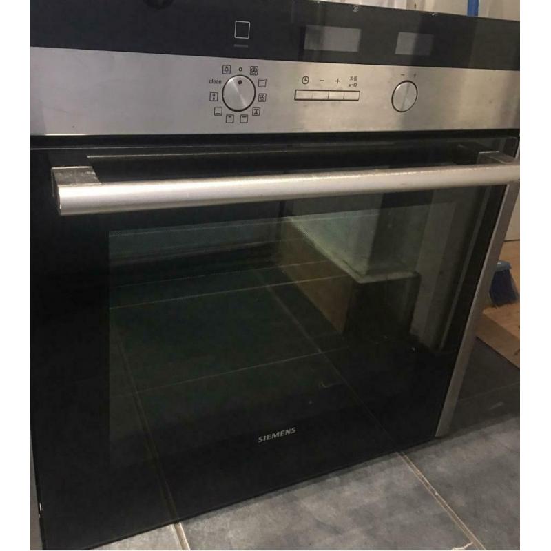Bargain! 70% Siemens built in oven