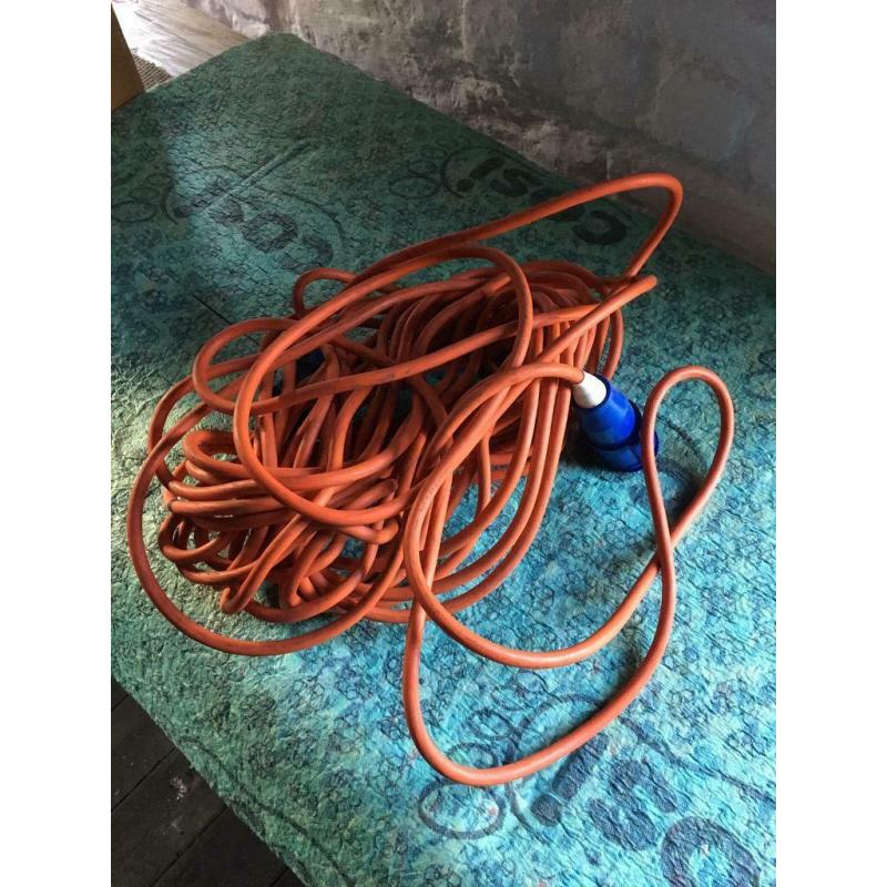 Caravan Hook-Up Cable
